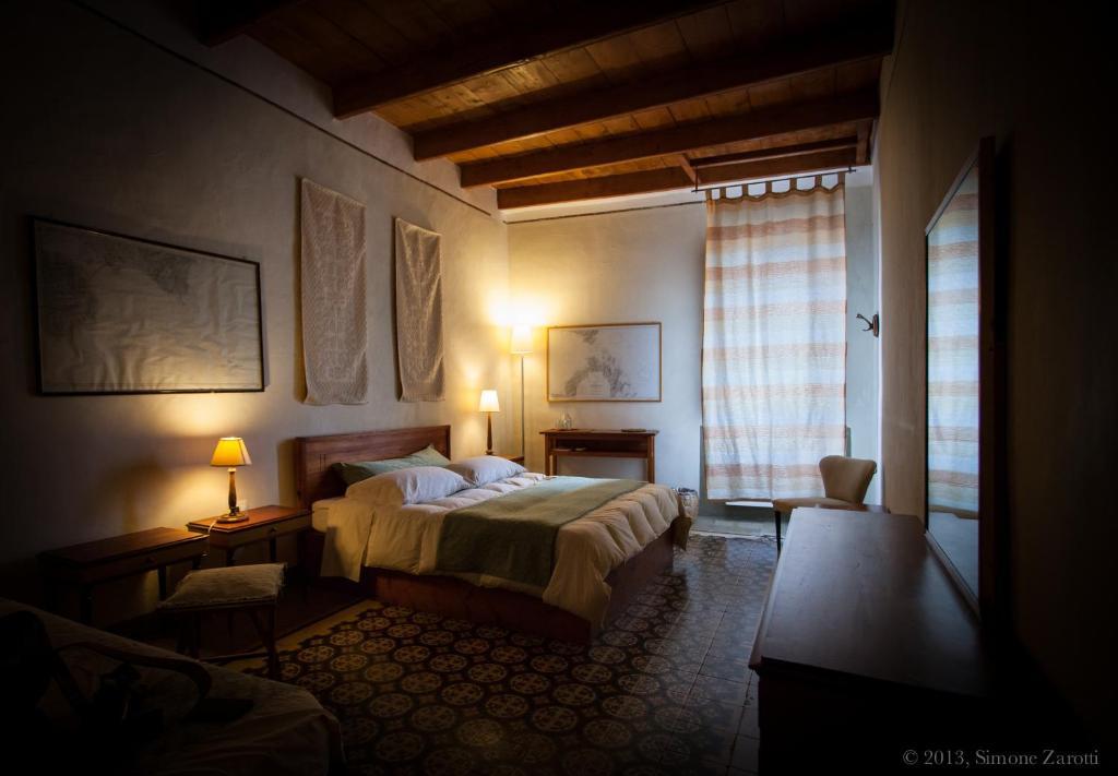 Bed and Breakfast Piazza San Pantaleo Сорсо Номер фото
