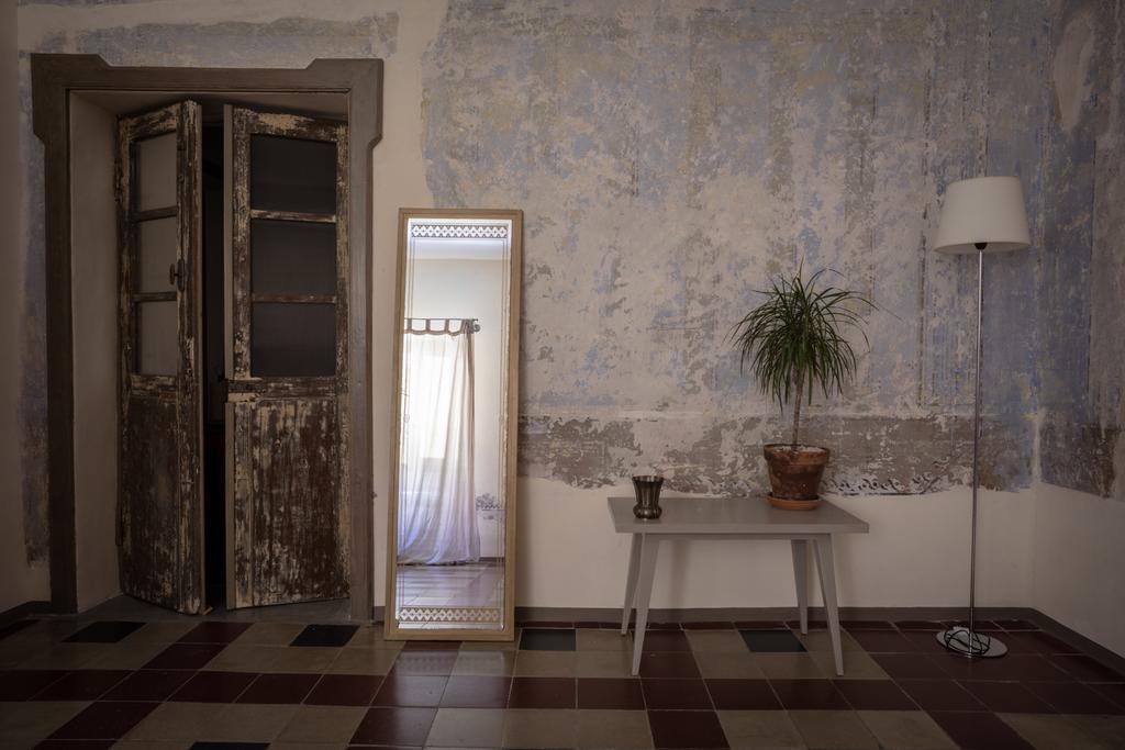 Bed and Breakfast Piazza San Pantaleo Сорсо Екстер'єр фото
