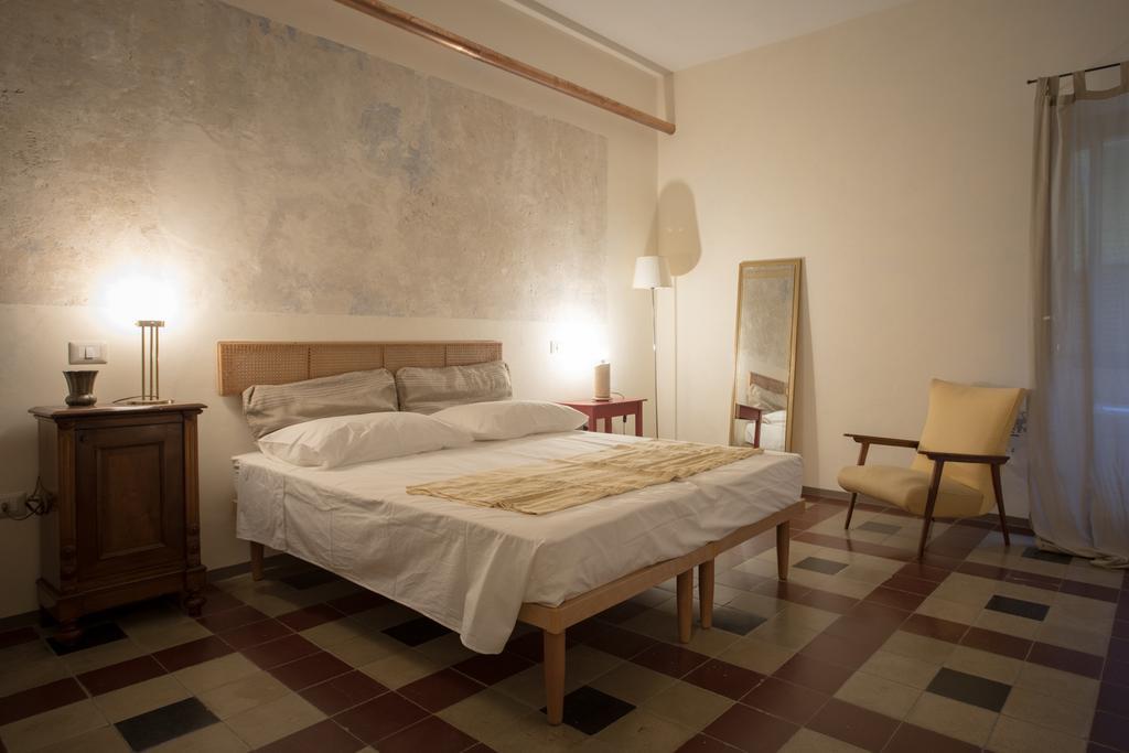 Bed and Breakfast Piazza San Pantaleo Сорсо Екстер'єр фото